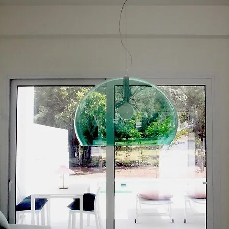 Splash With Private Pools 尼基亚娜