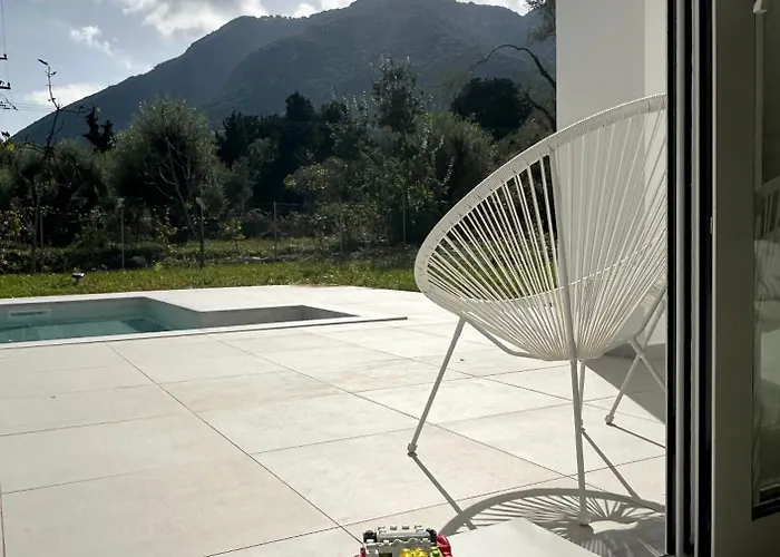 Splash With Private Pools * Никиана