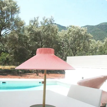 Splash With Private Pools Apartament Nikiana